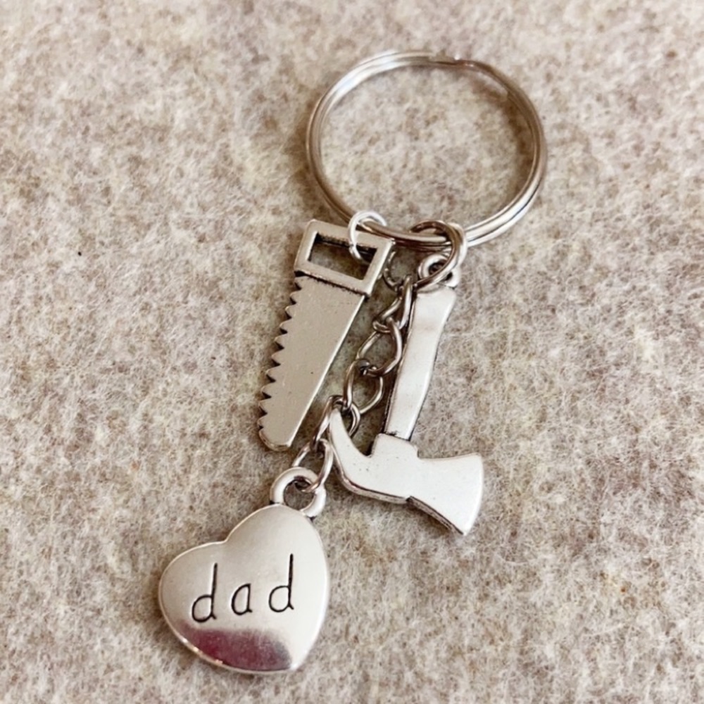 DAD Lumberjack 🪵 lover’s keychain